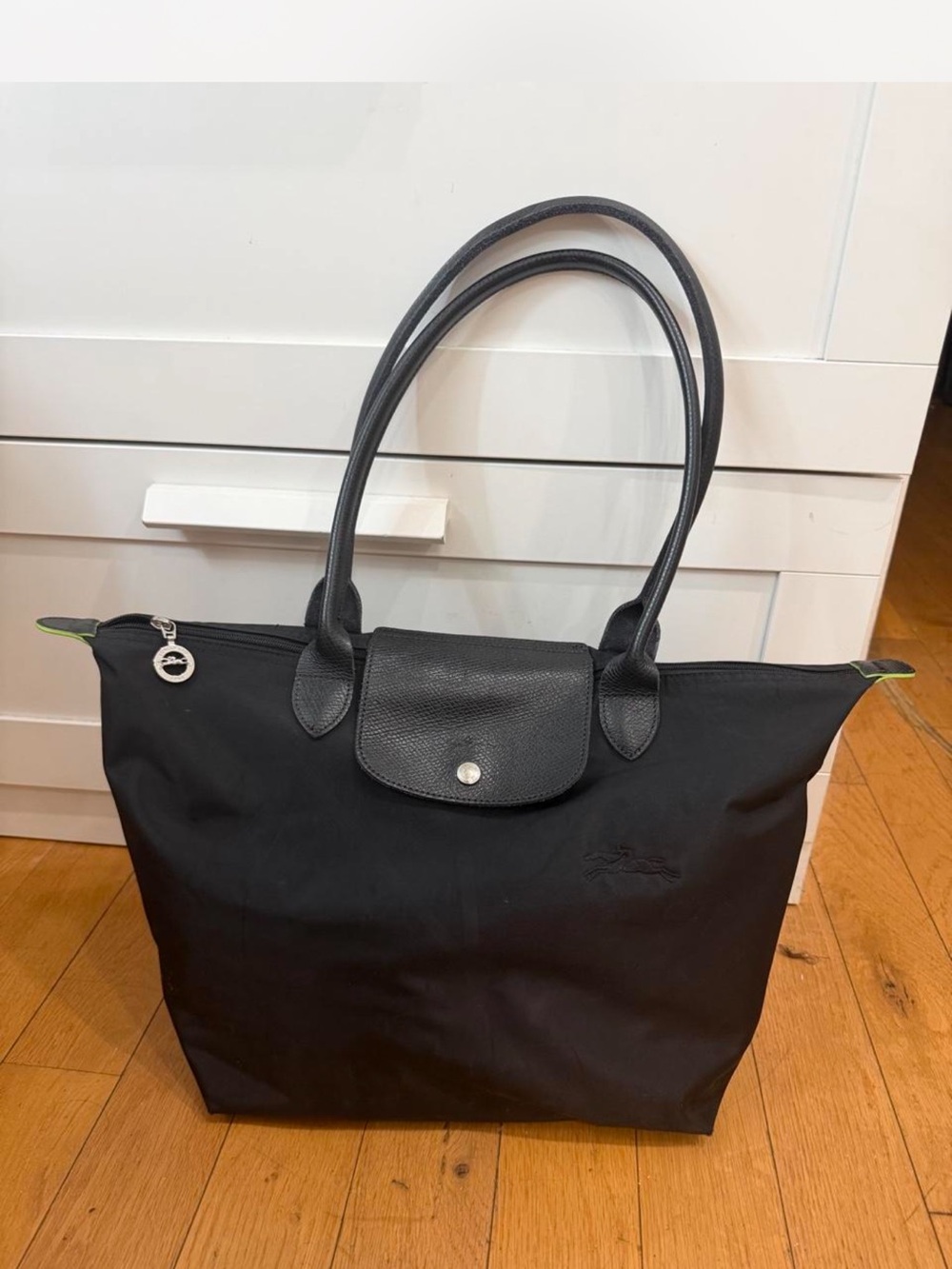 AUTHENTIC Longchamp Black Shoulder Tote with Top Flap